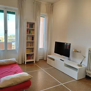 Bianca House Sea View Apartment Levanto